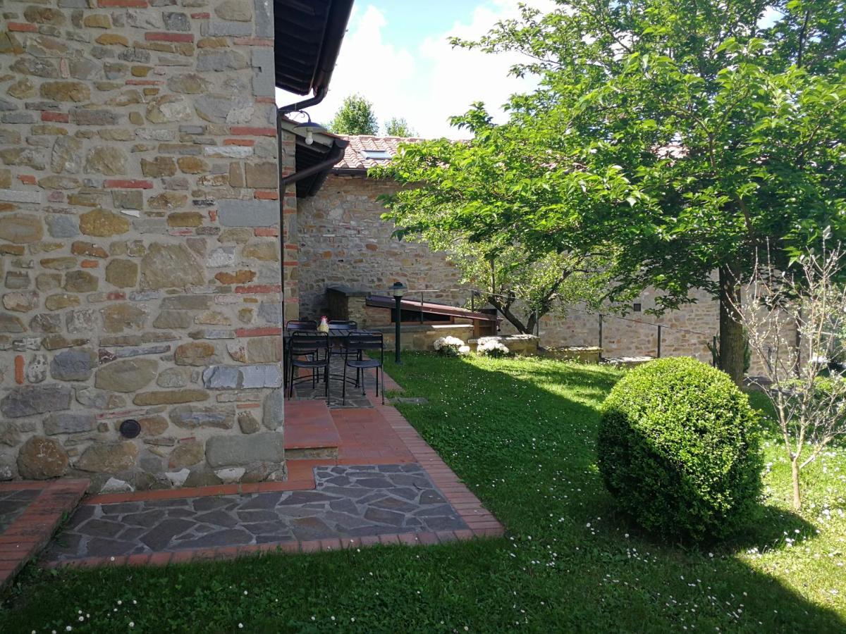 Residence Il Poggiolino Montecarelli Exteriör bild